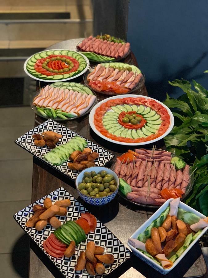 Crown Sea Apart Hotel Tel Aviv Ngoại thất bức ảnh