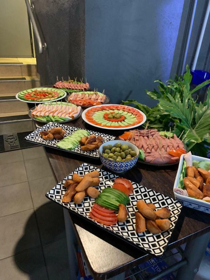 Crown Sea Apart Hotel Tel Aviv Ngoại thất bức ảnh